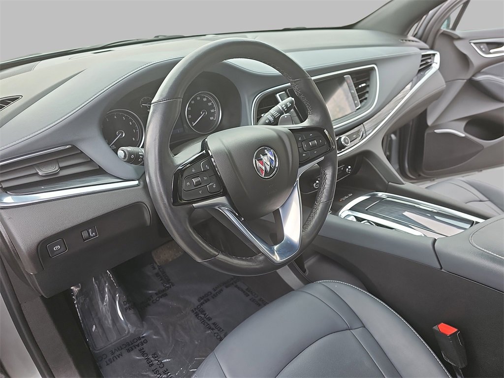 2023 Buick Enclave Essence photo 17
