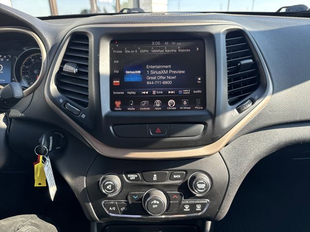 2016 Jeep Cherokee Latitude photo 7