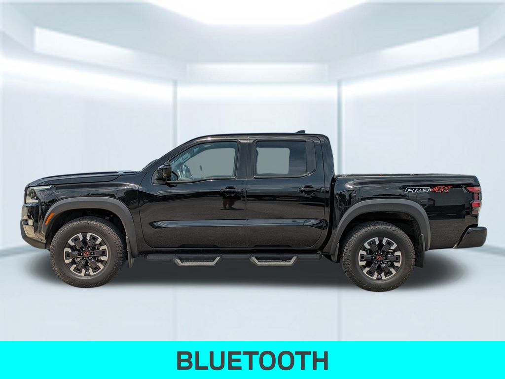 2023 Nissan Frontier PRO-4X photo 2