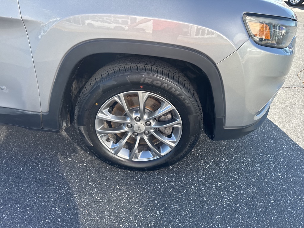 2020 Jeep Cherokee Latitude photo 18