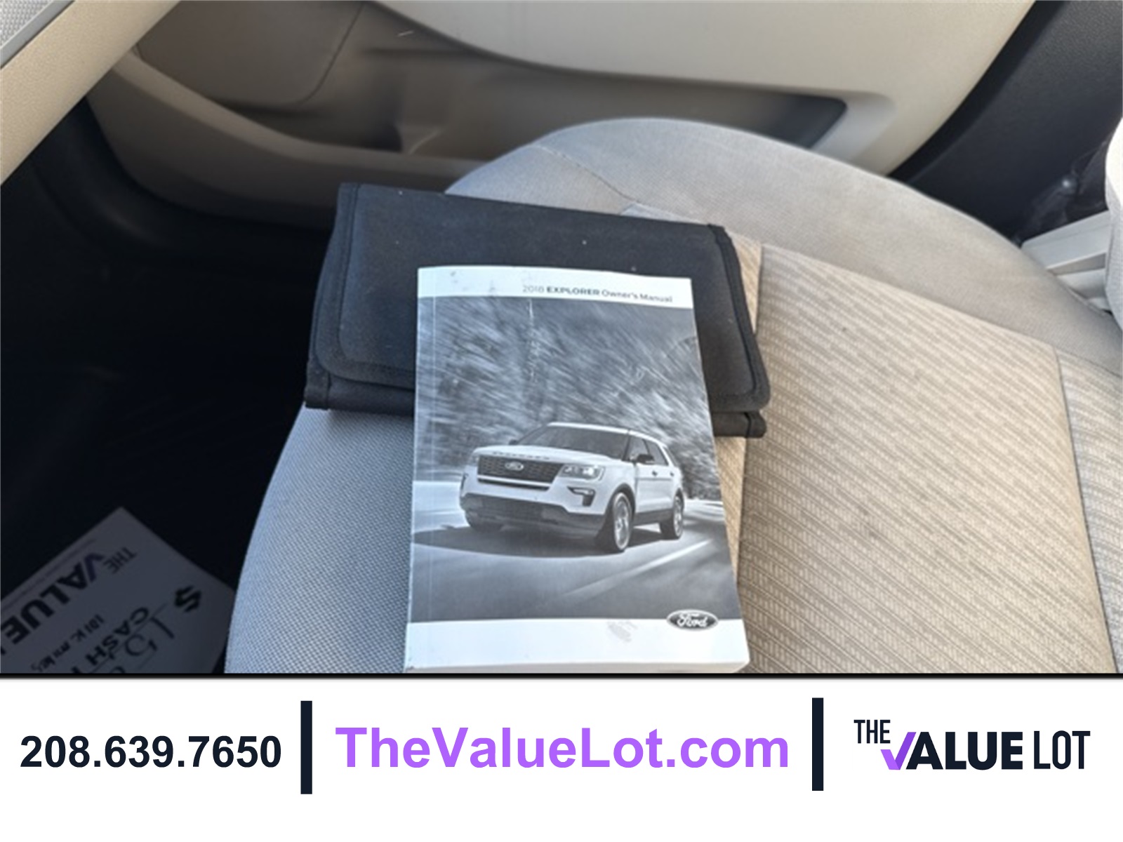 2018 Ford Explorer Base photo 25