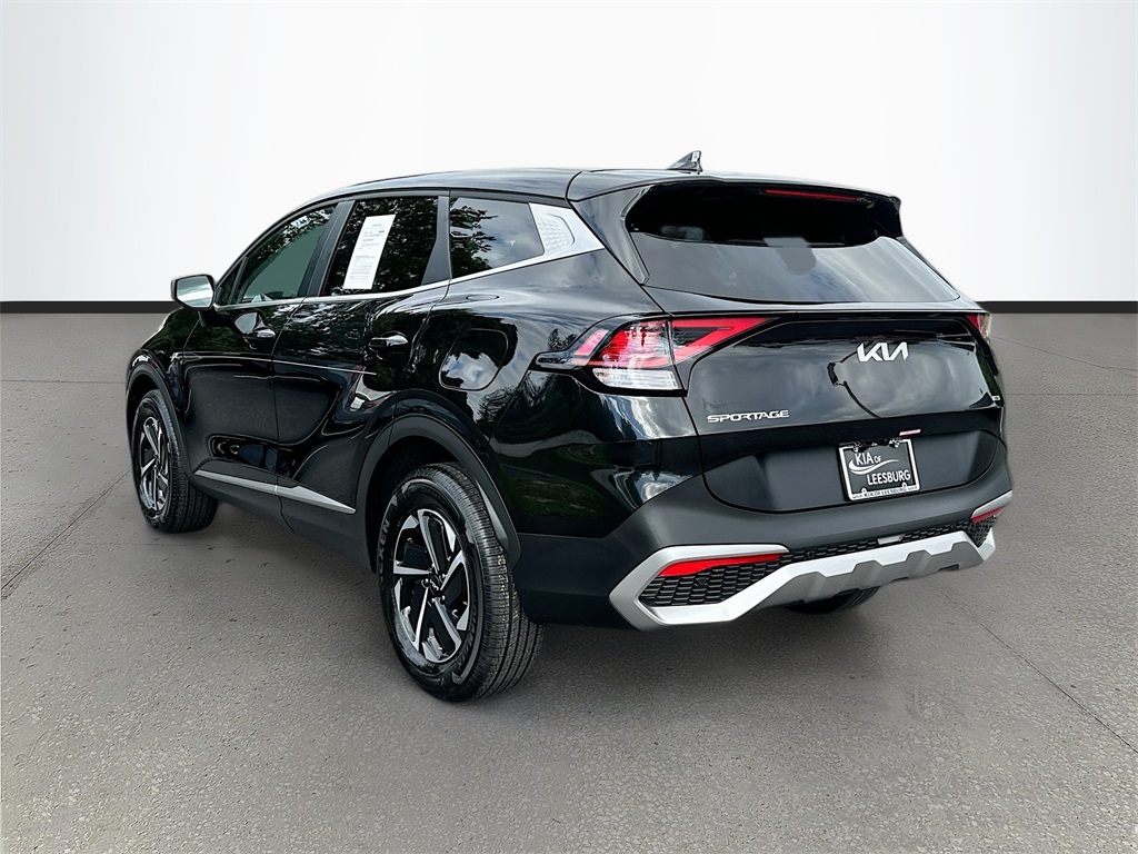2024 Kia Sportage Hybrid LX photo 3
