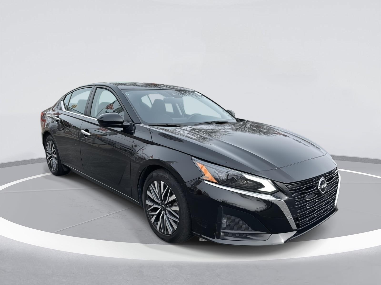 2023 Nissan Altima SV