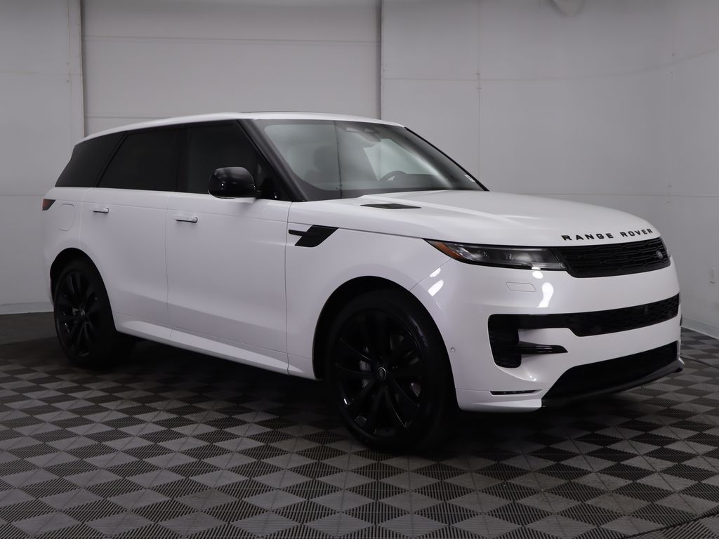 2025 Land Rover Range Rover Sport SE photo 2