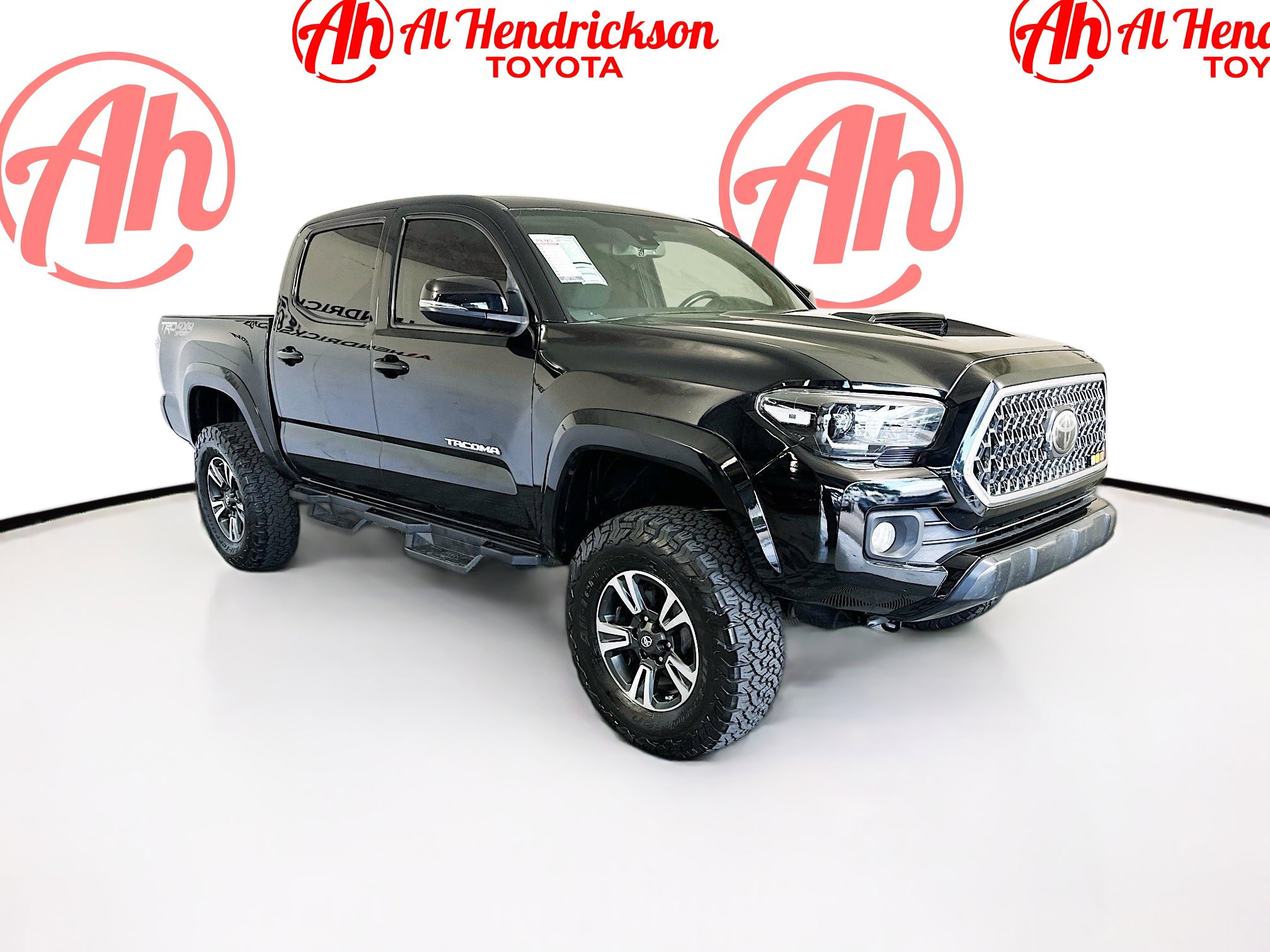 2018 Toyota Tacoma TRD Sport's photo