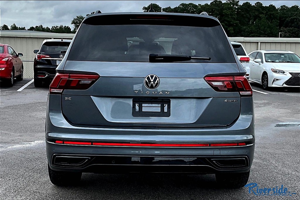 2024 Volkswagen Tiguan SE R-Line Black photo 5