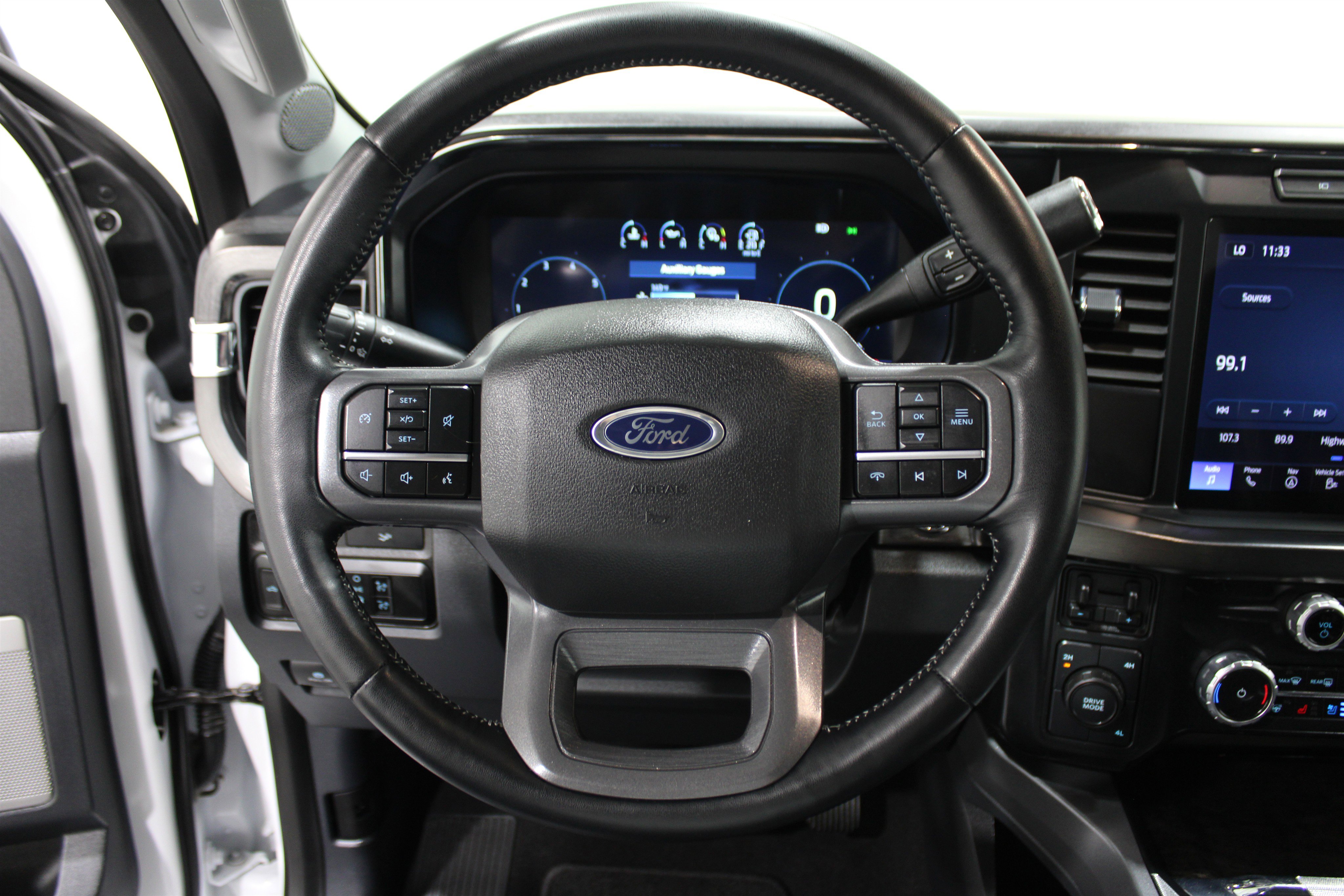 2024 Ford F-250 Lariat photo 8