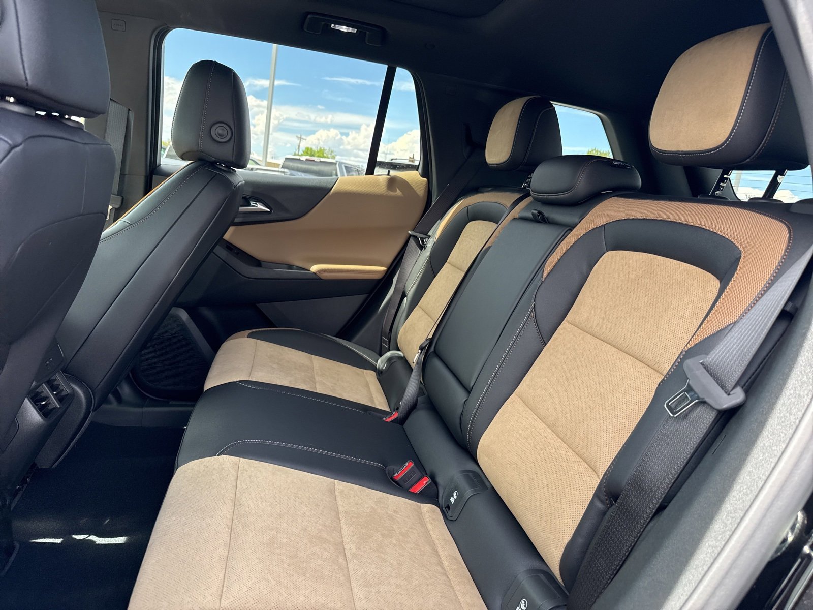 2025 Chevrolet Equinox ACTIV photo 24
