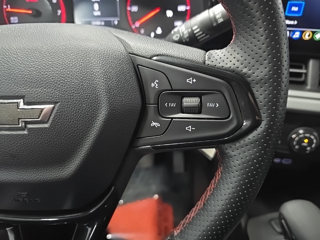 2024 Chevrolet Trax photo 21