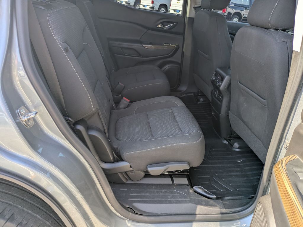 2023 Gmc Acadia SL photo 23