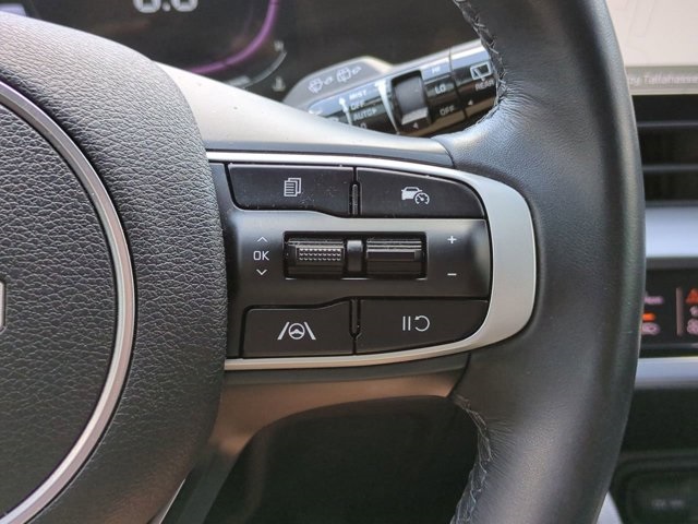 2024 Kia Sportage EX photo 23