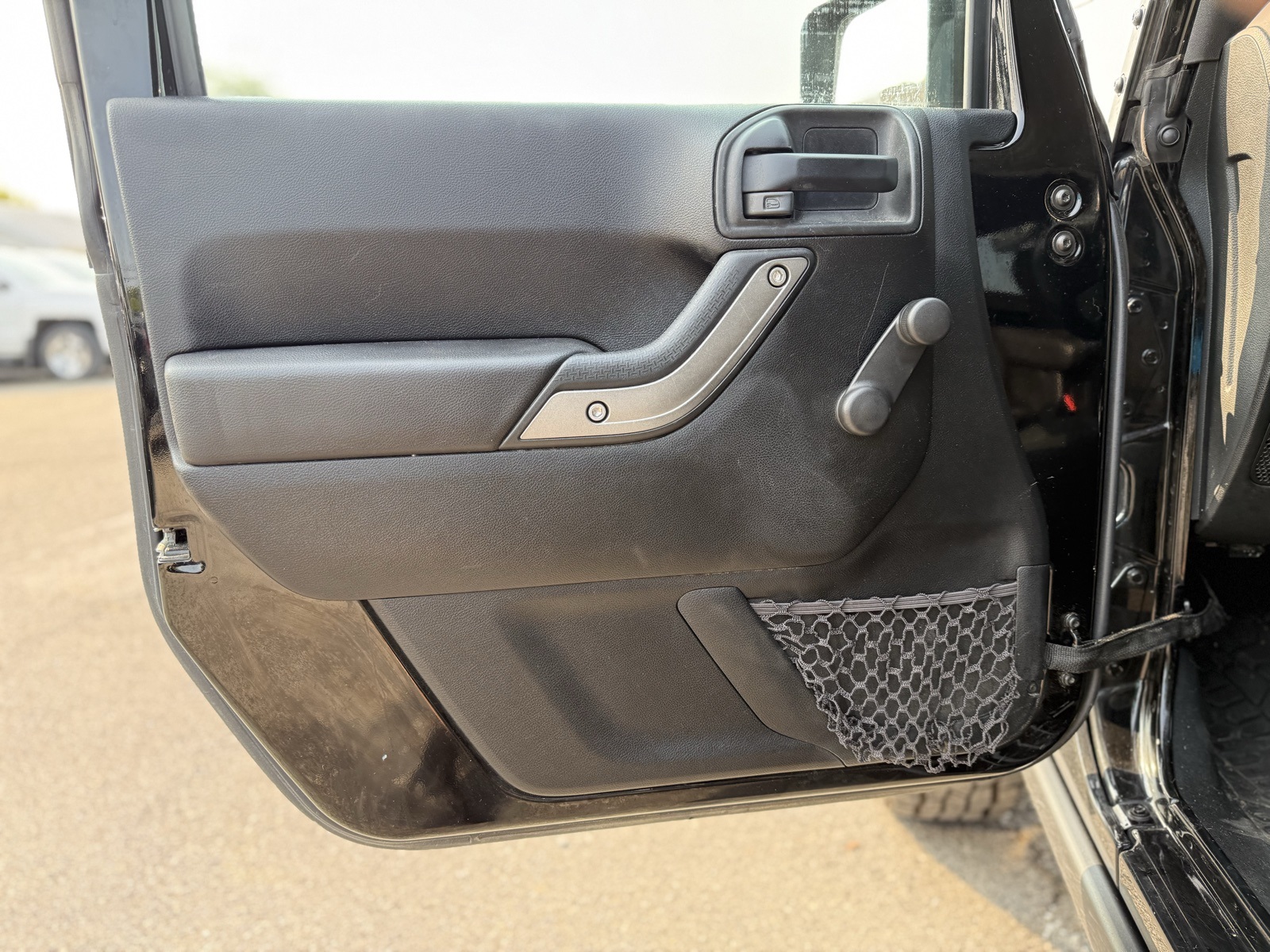 2018 Jeep Wrangler Willys Wheeler photo 11