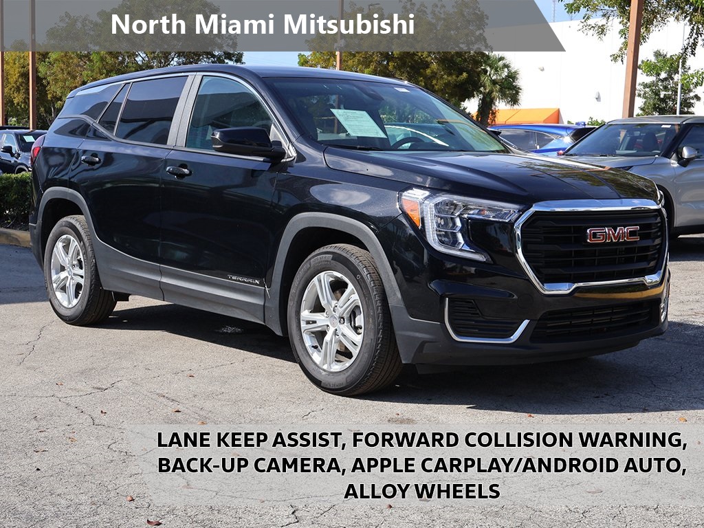 2024 GMC Terrain SLE's photo