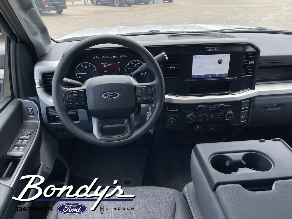 2025 Ford F-250 XL photo 3