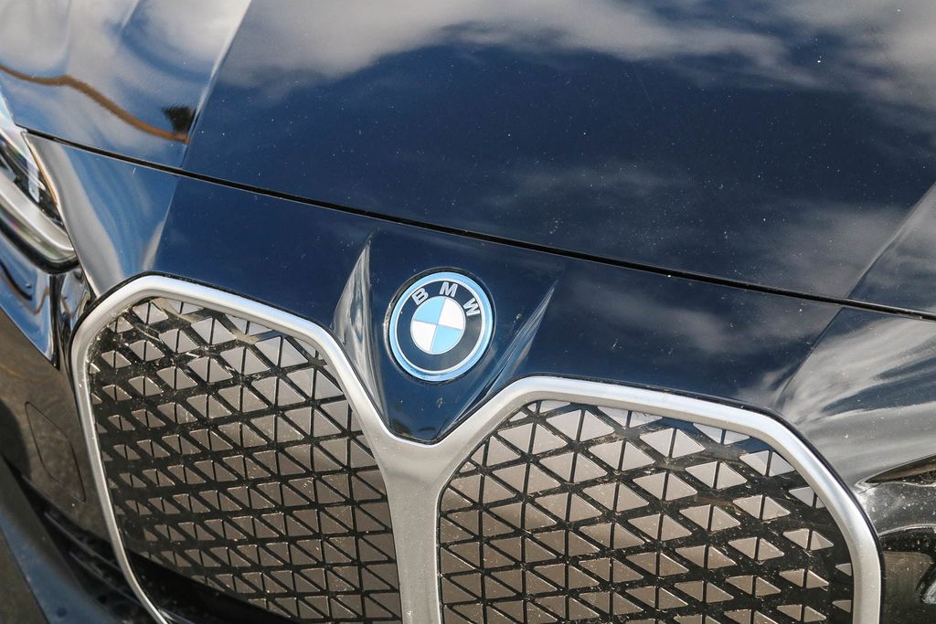 2025 Bmw i4 eDrive40 photo 5