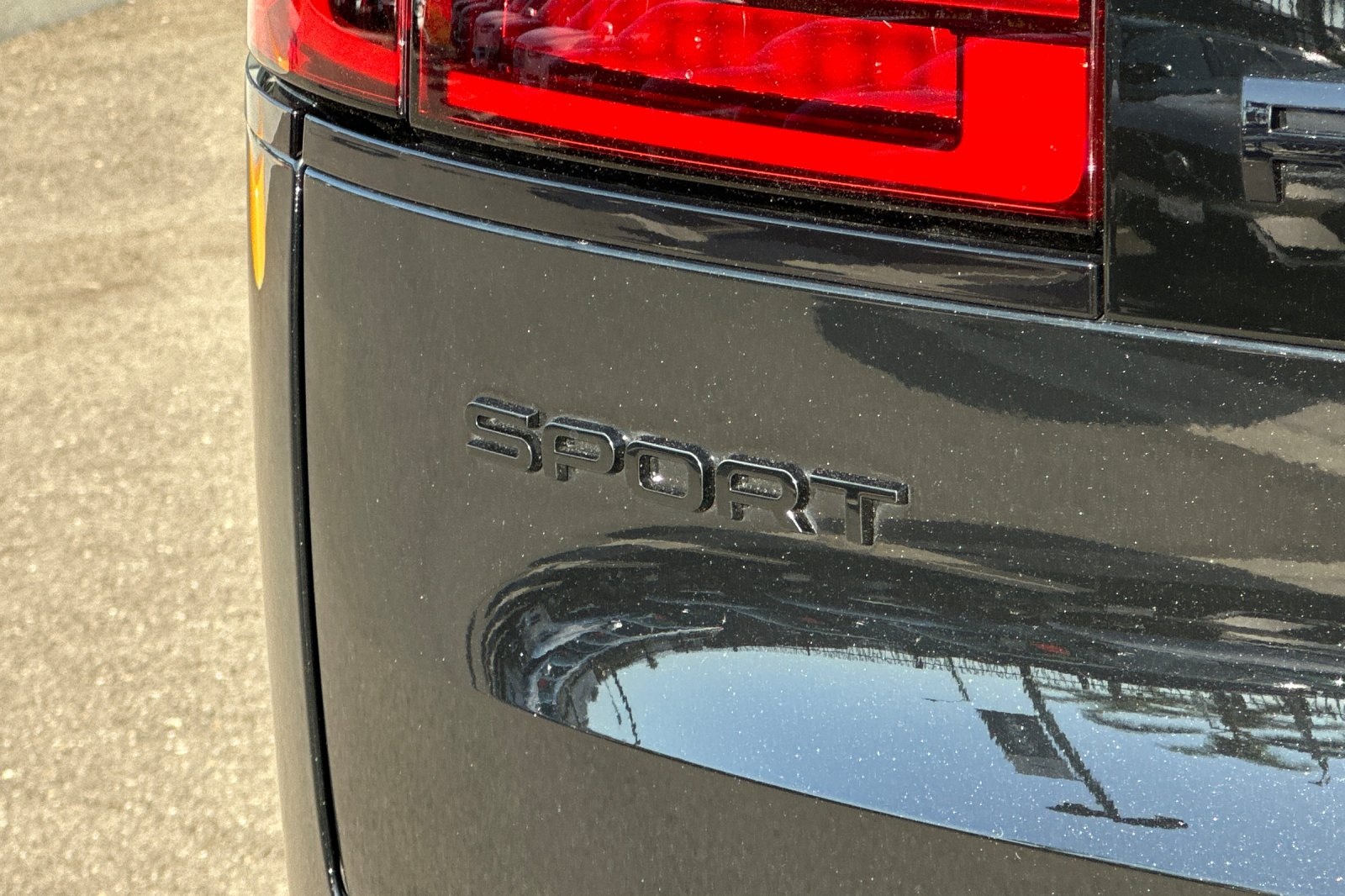 2025 Land Rover Range Rover Sport SE photo 33