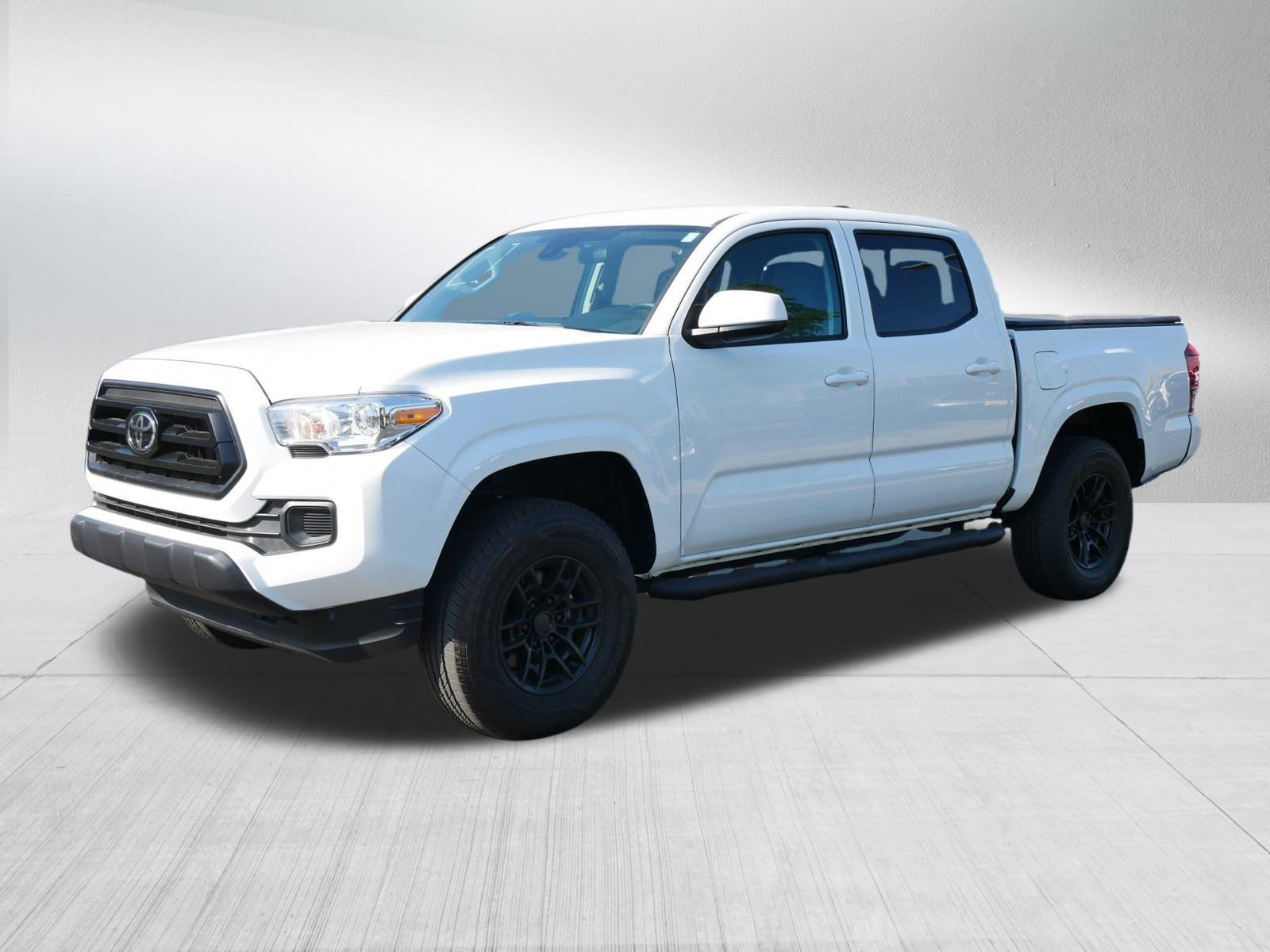 2023 Toyota Tacoma 4x4 SR photo 3