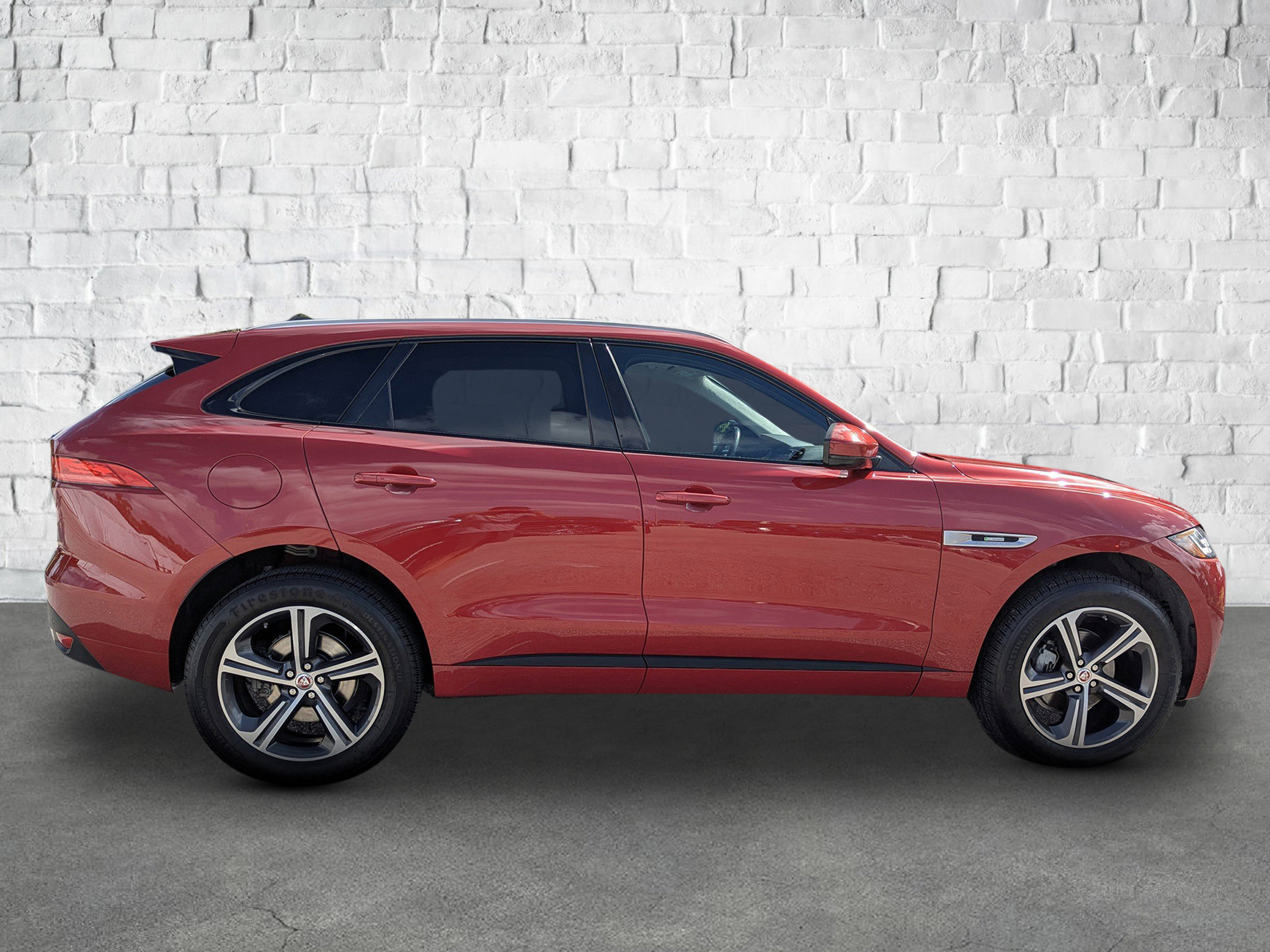 2020 Jaguar F-PACE R-Sport photo 5