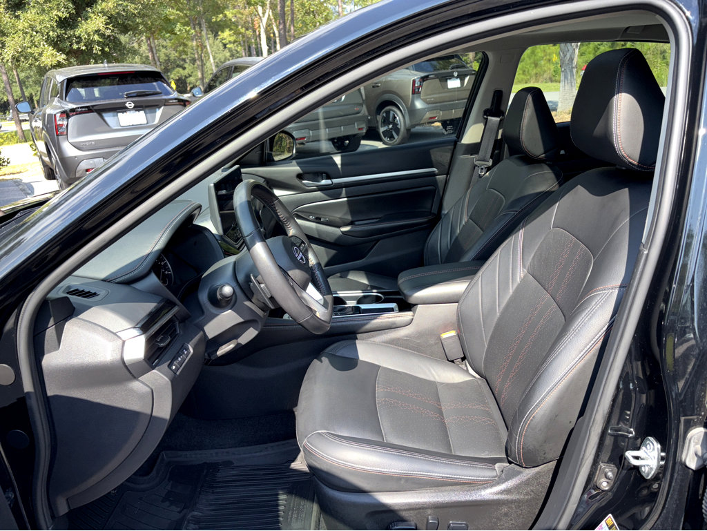 2024 Nissan Altima 2.5 SR photo 21