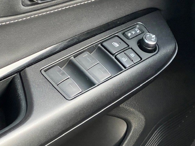 2021 Toyota Venza LE photo 31