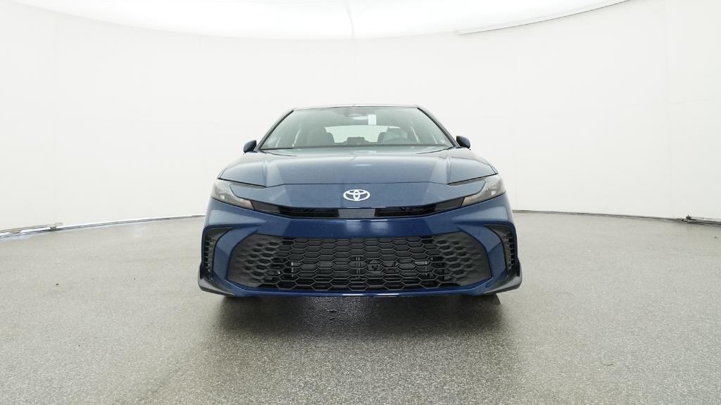 2026 Toyota Camry SE photo 3