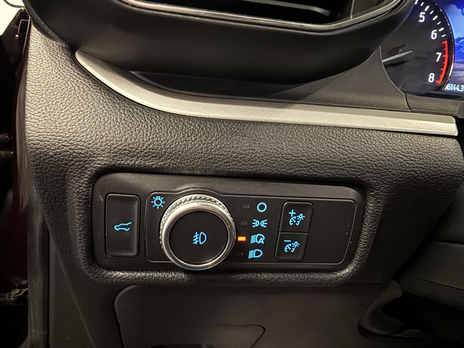 2022 Ford Explorer XLT photo 37