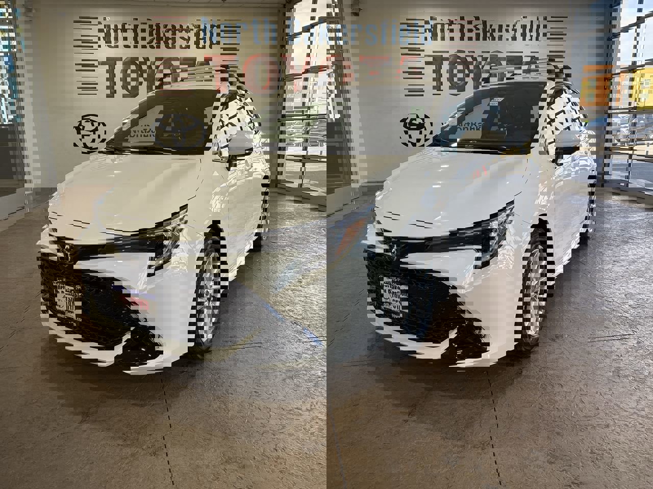 New 2025 Toyota Corolla Hatchback SE in Bakersfield #NC250317 | North ...