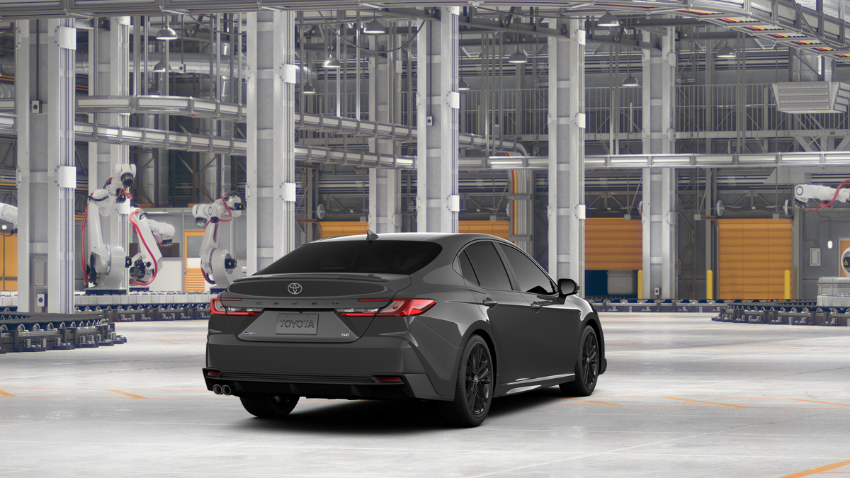 2025 Toyota Camry SE photo 4