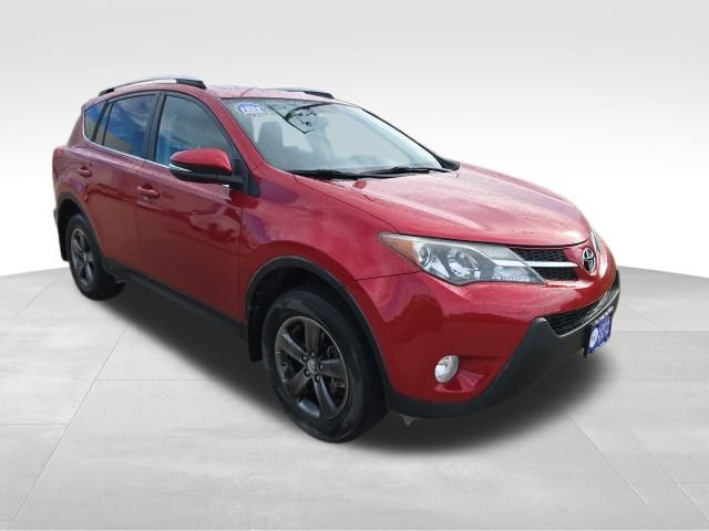 2015 Toyota RAV4 XLE photo 2