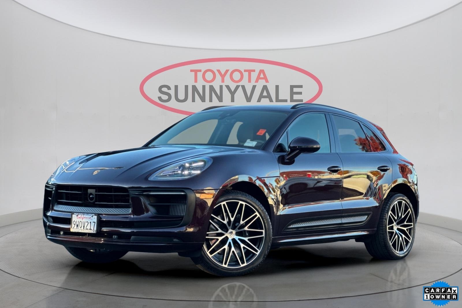 2024 Porsche Macan S's photo