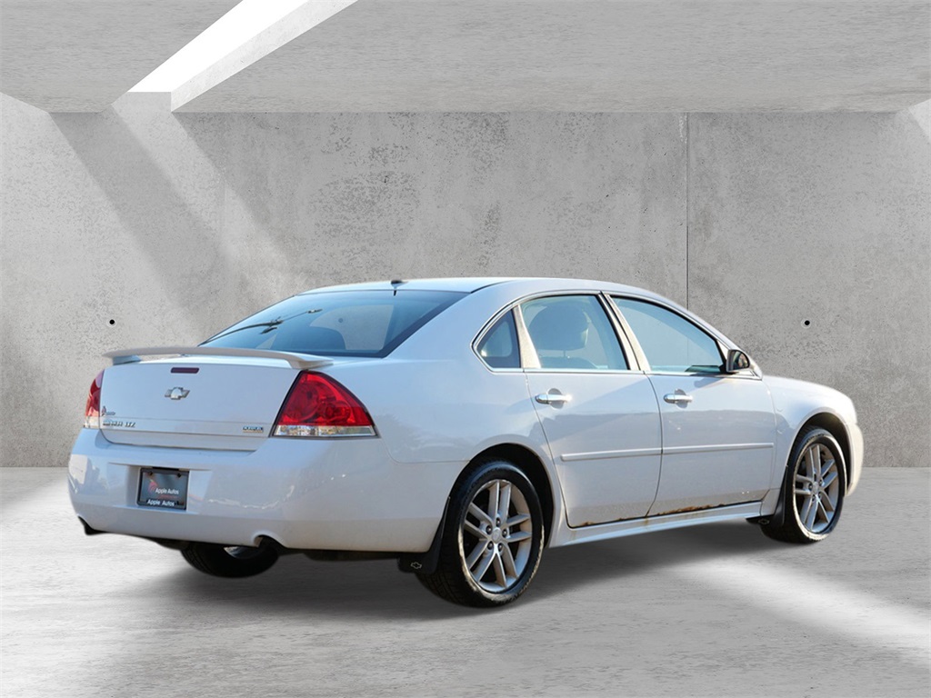 2012 Chevrolet Impala LTZ photo 3