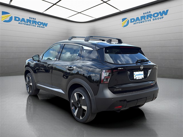 2026 Nissan Kicks SR photo 3