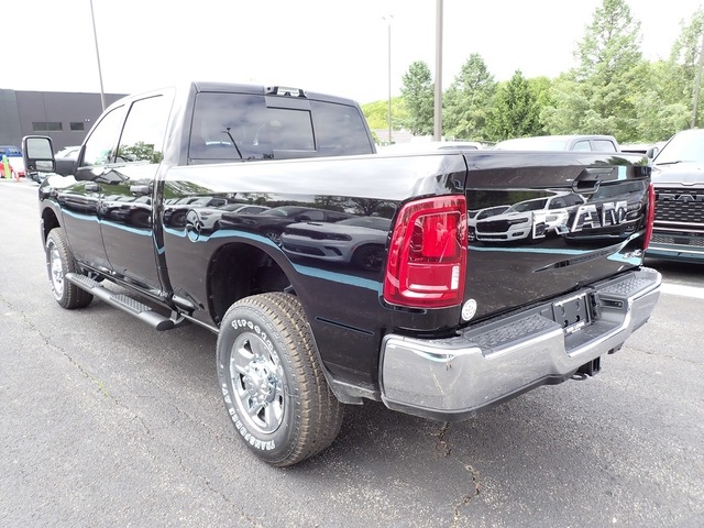 2025 Ram 2500 Tradesman photo 3