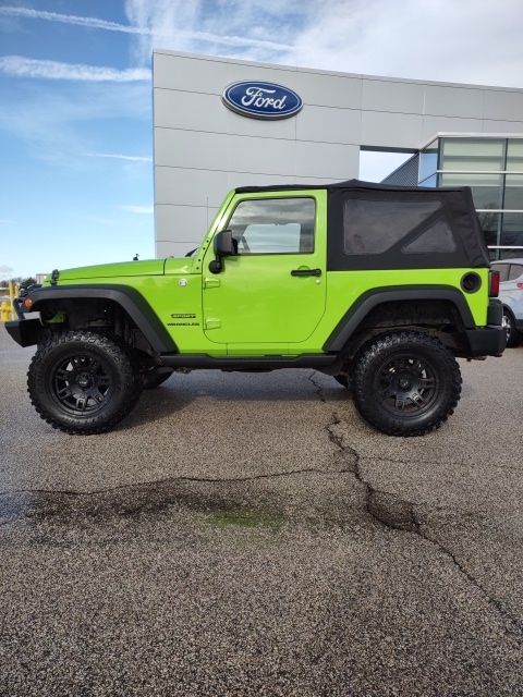 Used 2013 Jeep Wrangler Sport with VIN 1C4AJWAG6DL512818 for sale in Galesburg, IL