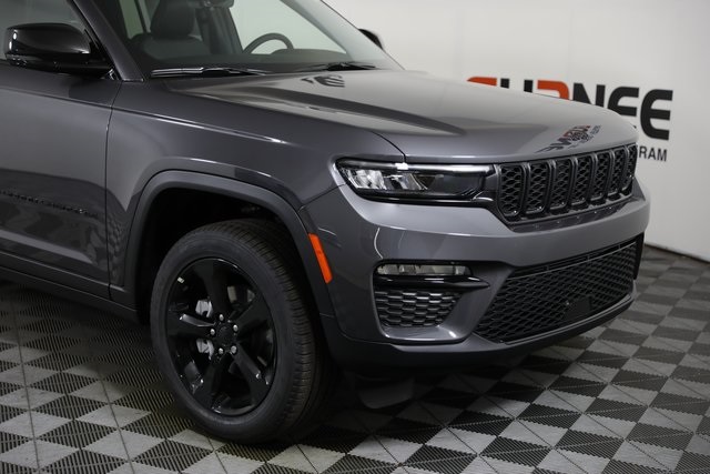 2025 Jeep Grand Cherokee Limited photo 23