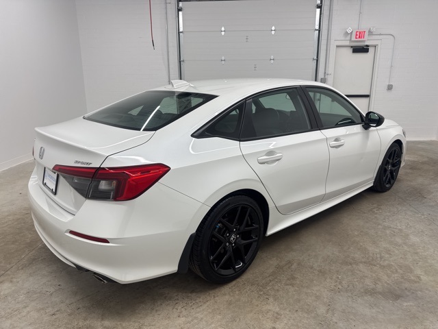 2023 Honda Civic Sport photo 4