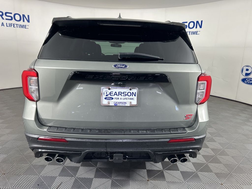 2020 Ford Explorer ST photo 3