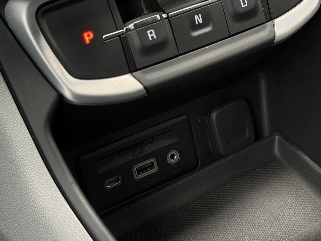 2024 Gmc Terrain SLT photo 28