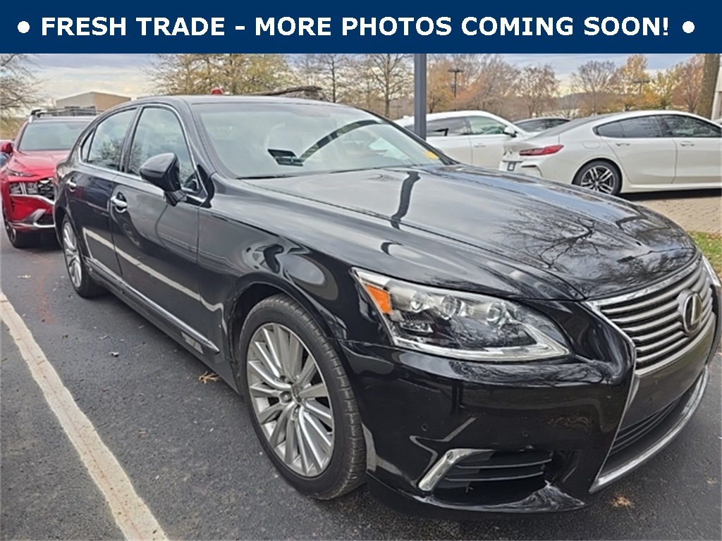 2013 Lexus LS L's photo