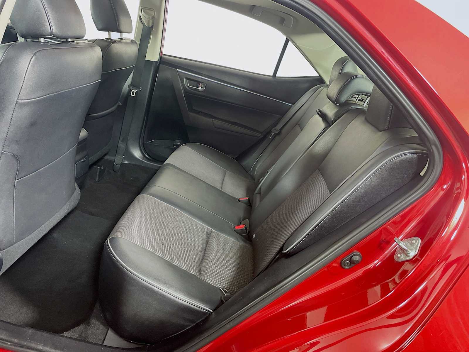 2015 Toyota Corolla Plus photo 21