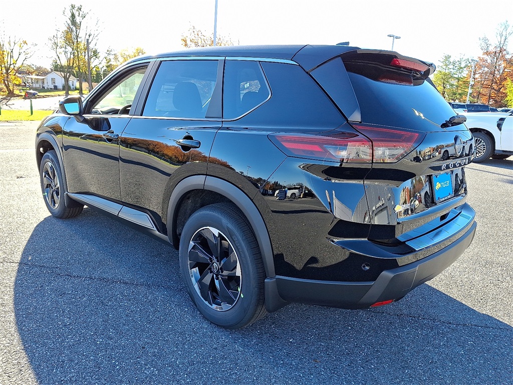 2026 Nissan Rogue SV photo 3