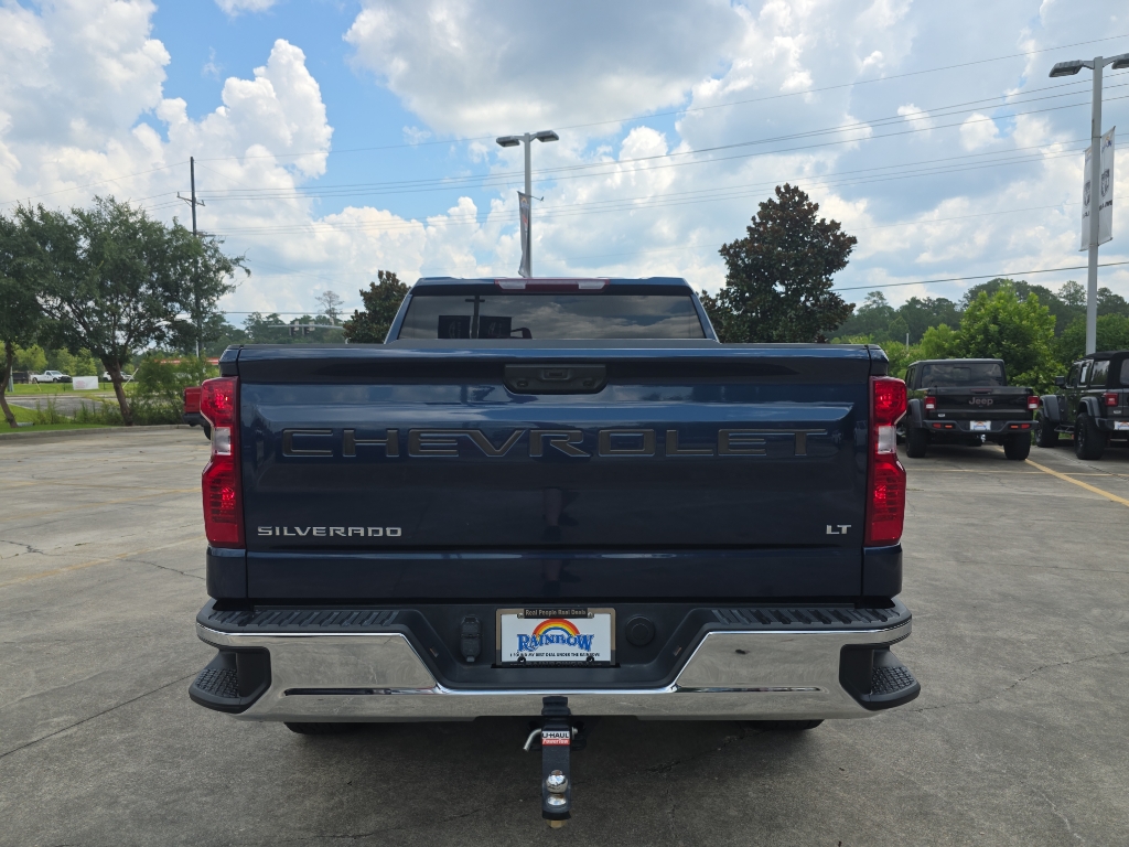 2022 Chevrolet Silverado 1500 LT photo 4
