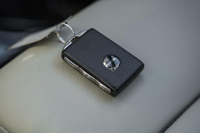 2026 Volvo XC40 AWD photo 35