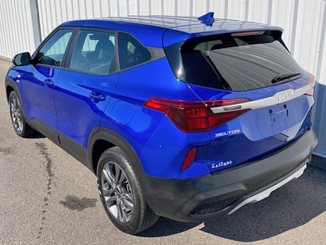 2022 Kia Seltos LX photo 4