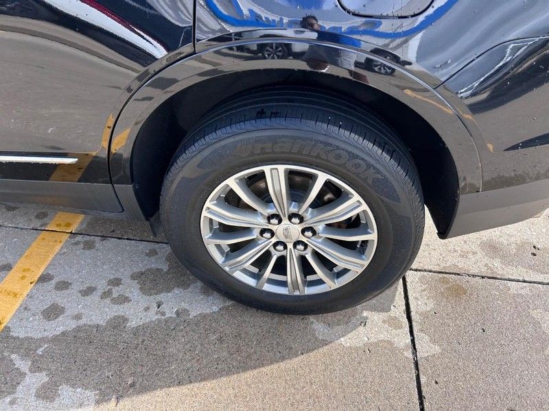 2017 Cadillac XT5 Luxury photo 4