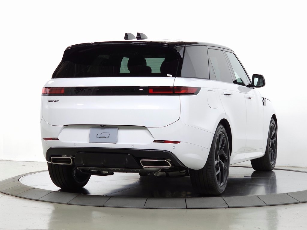 2025 Land Rover Range Rover Sport SE photo 5