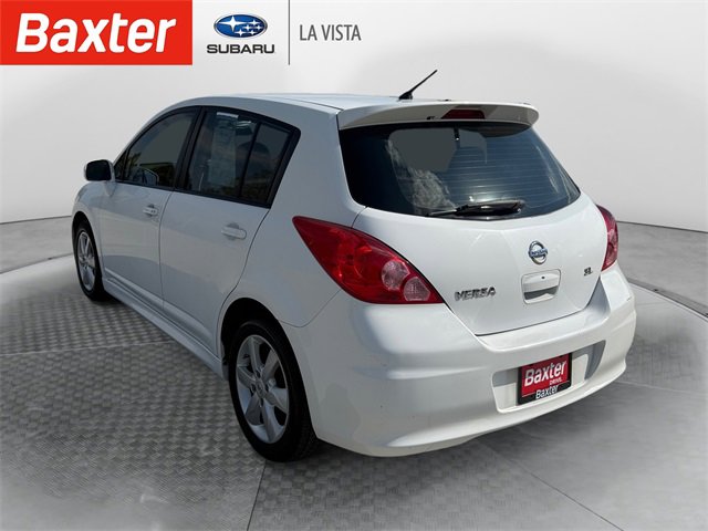 2011 Nissan Versa SL photo 5