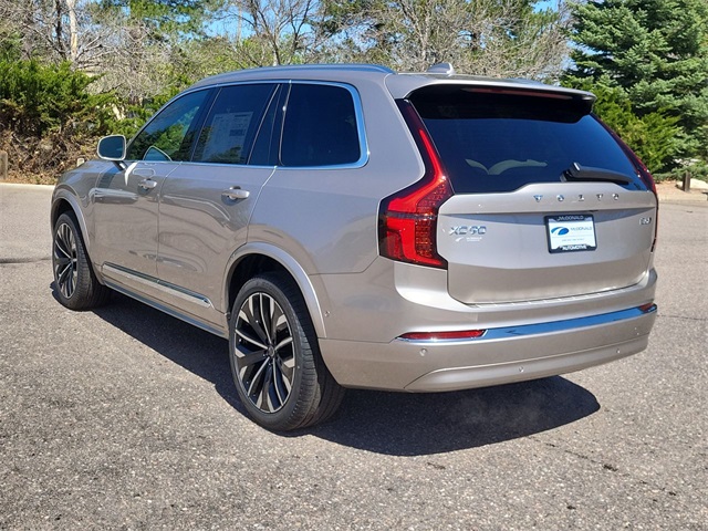 2025 Volvo XC90 Plus photo 3