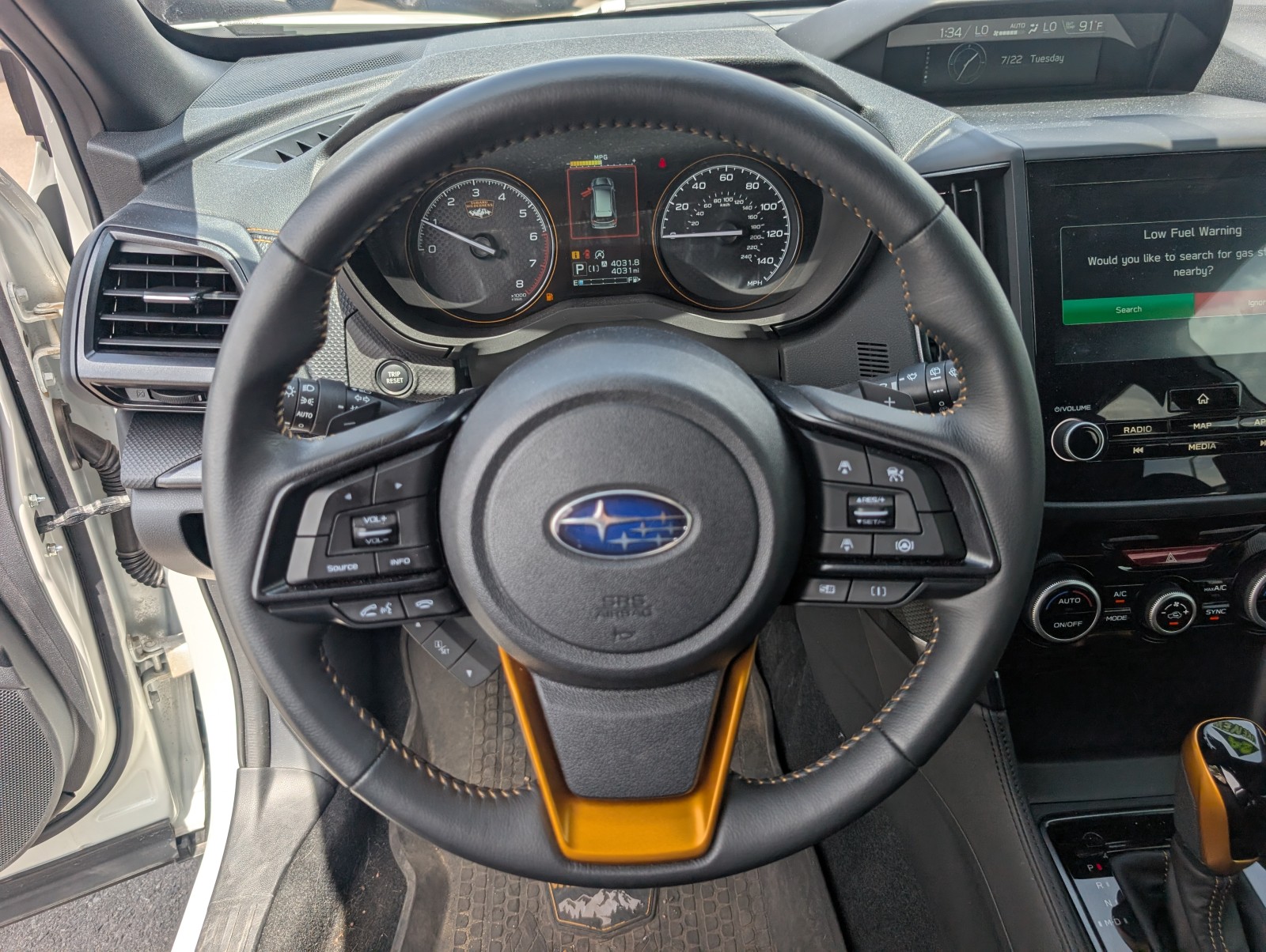 Used 2024 Crystal White Pearl Subaru Wilderness image 7