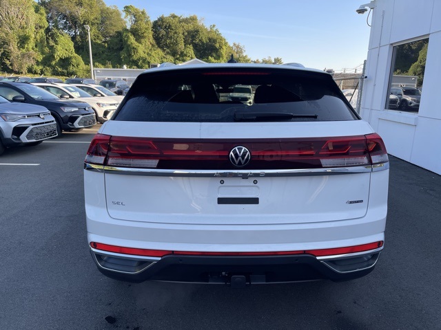 2026 Volkswagen Atlas Cross Sport SEL photo 8